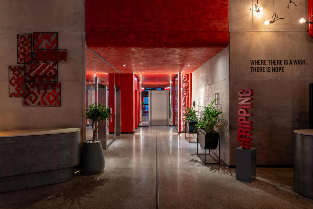 Radisson RED Hotel V&A Waterfront Cape Town