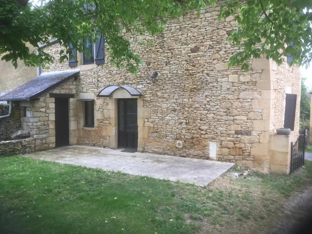 Maison 5 pièces dans hameau pittoresque très calme