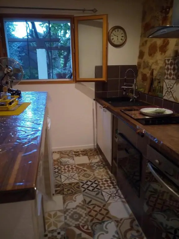 Bel appartement avec jardin privatif