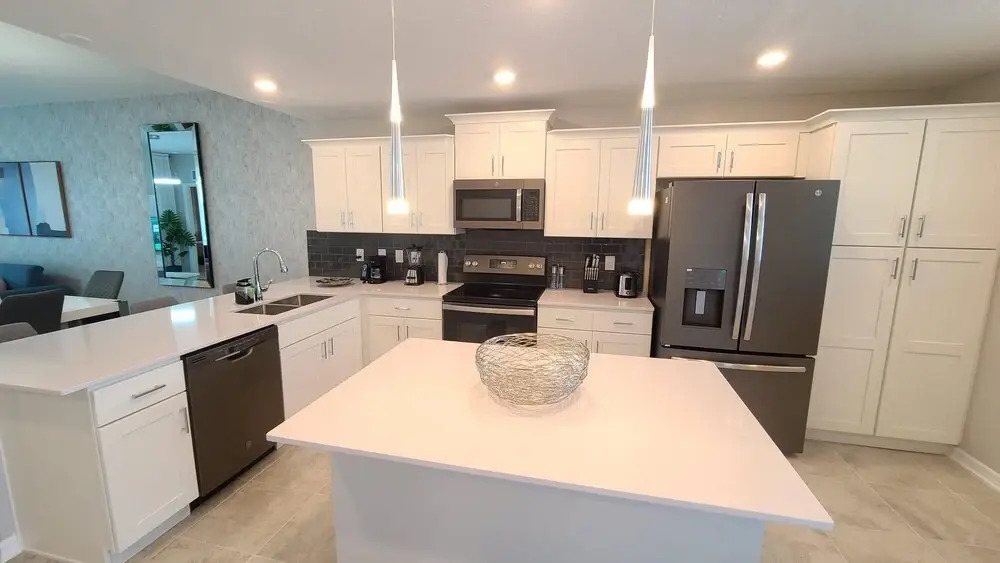 Gorgeous 2Bd Condo Close to Disney Storey Lake Resort 305 3151