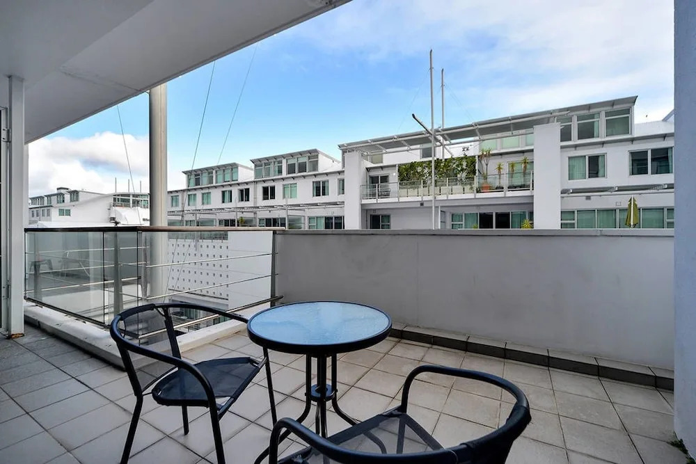 Princes Wharf - Private Apartments