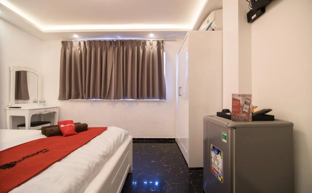The Phoenix 74 Hotel