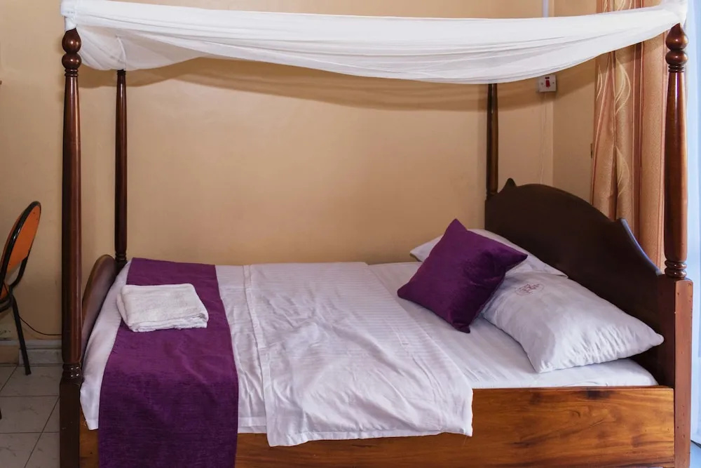 Rwenzori International Hotel