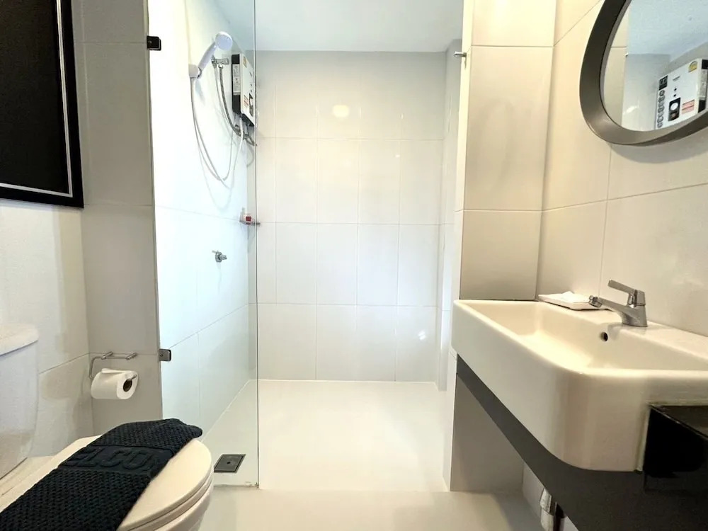 14 Sathorn Hotel