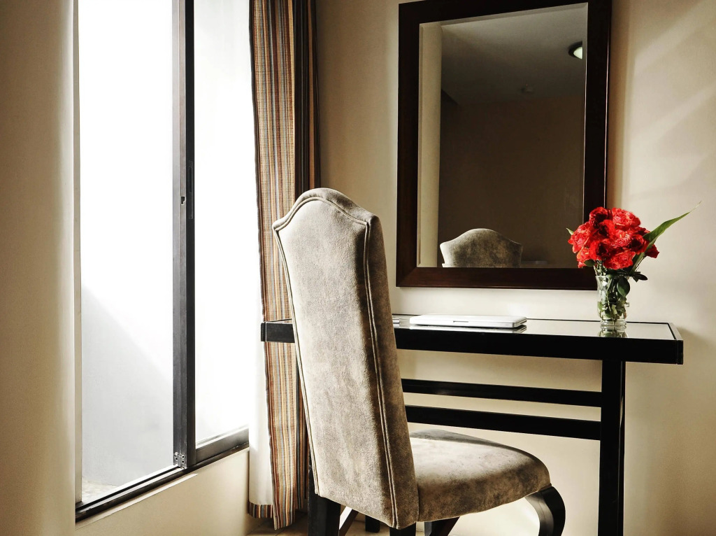 856 Fortuna Lofts