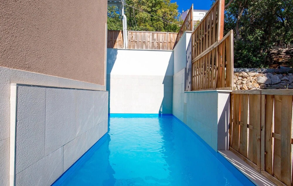 Awesome Home in Stinica With Sauna, Wifi and 6 Bedrooms