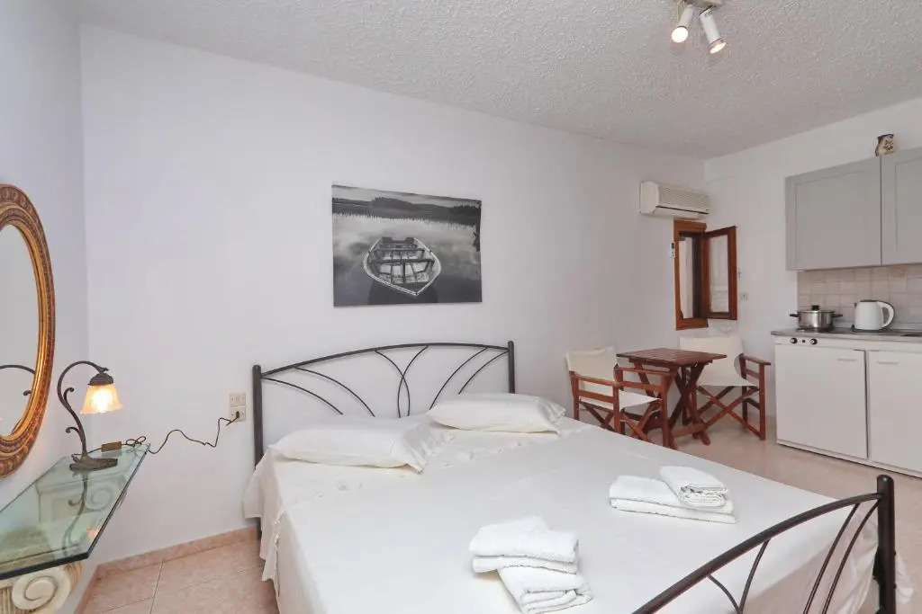 Marlitsis Apartments & Studios