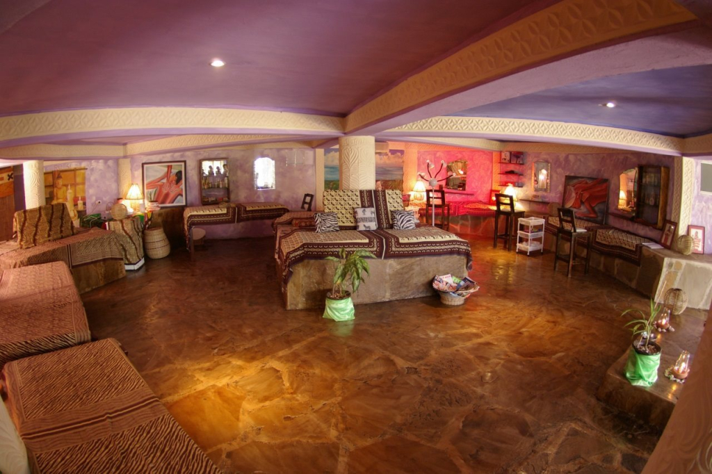 Jacaranda Beach Resort