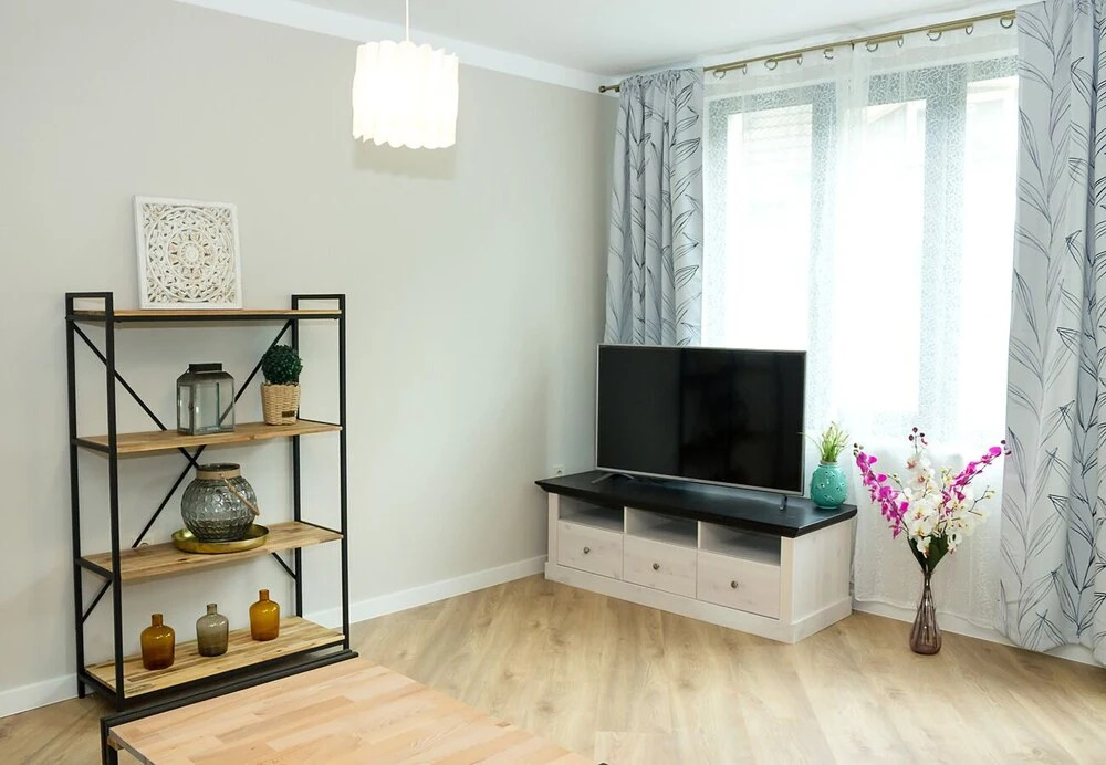 FM Luxury 1-BDR Apartment - Dream & Love