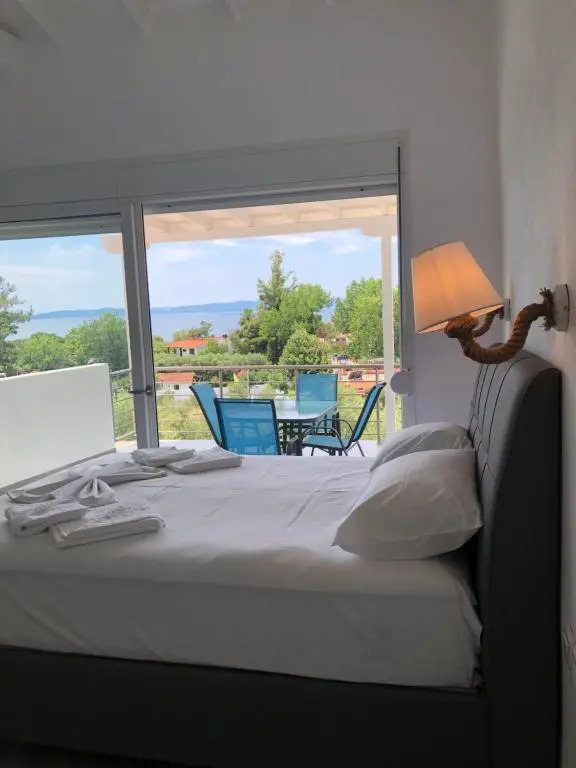 sea view studio