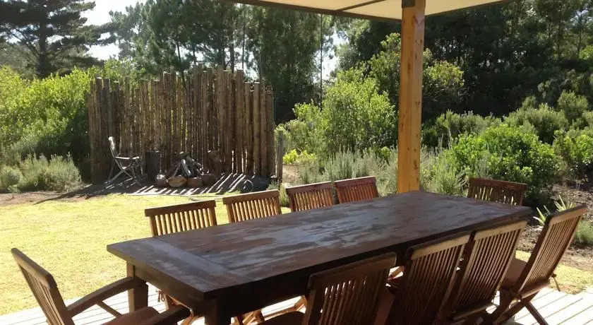 Caracal Cottage