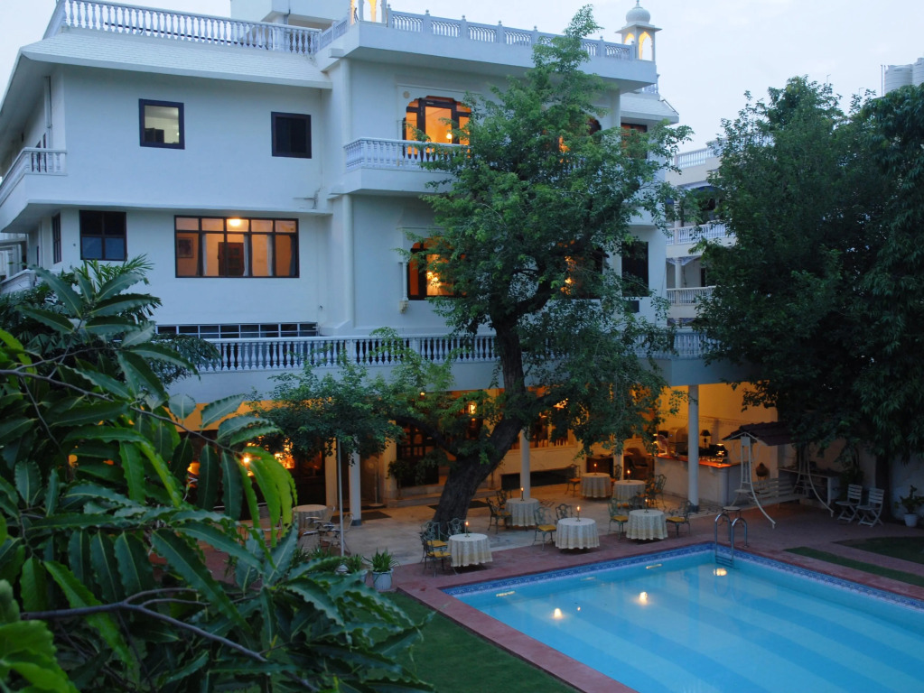 Hotel Meghniwas