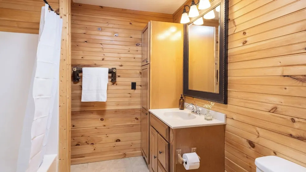 Mountain View Lodge by AvantStay