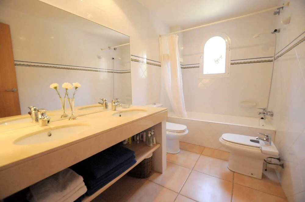 Apartment With 3 Bedrooms in Portals Nous, With Wonderful sea View, Po