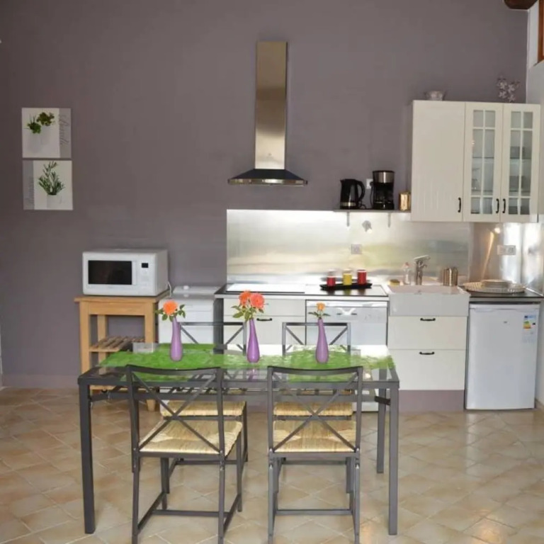 Gîte 5 personnes au calme avec jardin, piscine, proche dAmboise