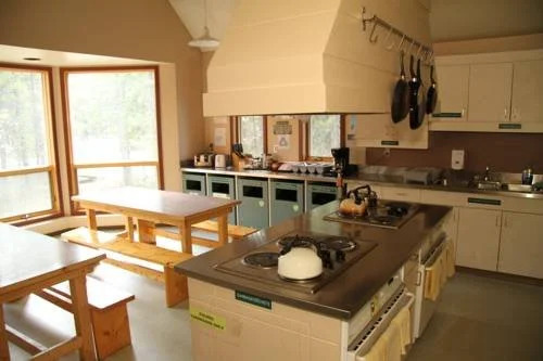 HI Lake Louise Alpine Centre - Hostel