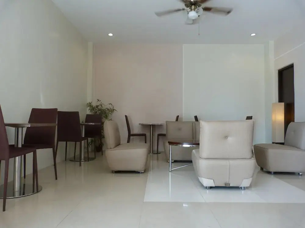 Giorgios Place