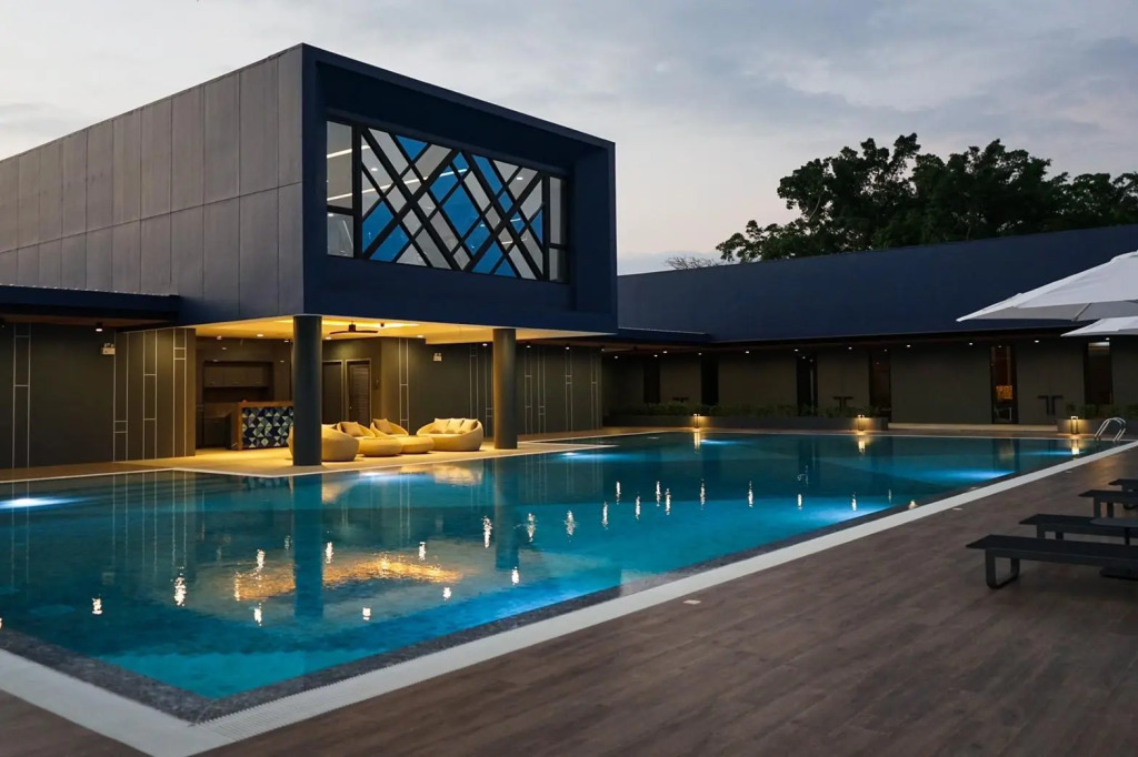 Blue Rabbit Hotel