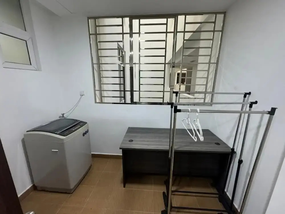 JB City Shopping Mall Apartment