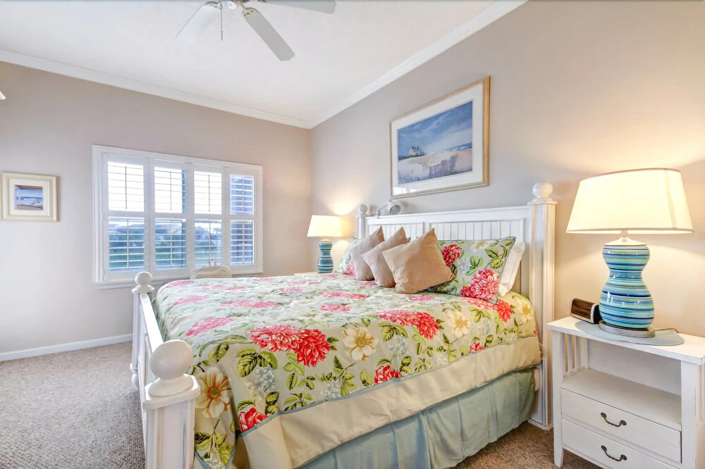 Ocean Park - 3 Br Condo