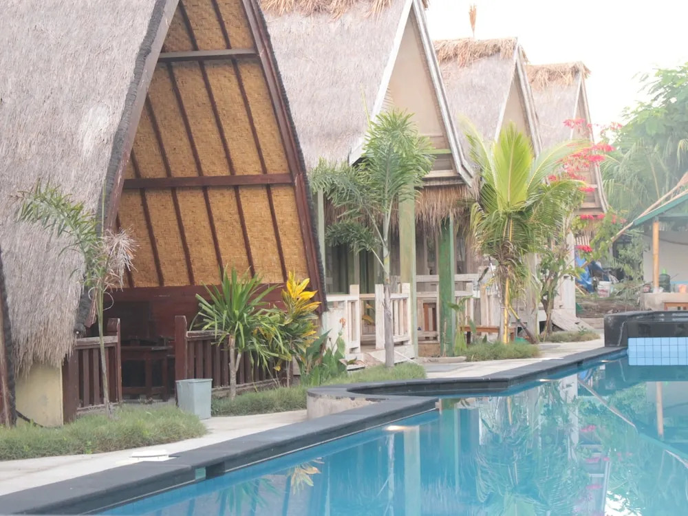 Youpy Bungalows