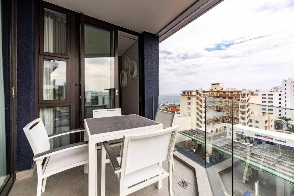 605 The Cosmopolitan Views and Location