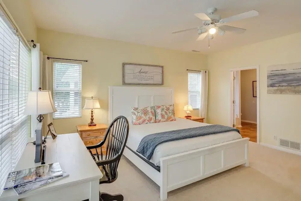 Water Sports On-site! Lake of the Ozarks Townhome
