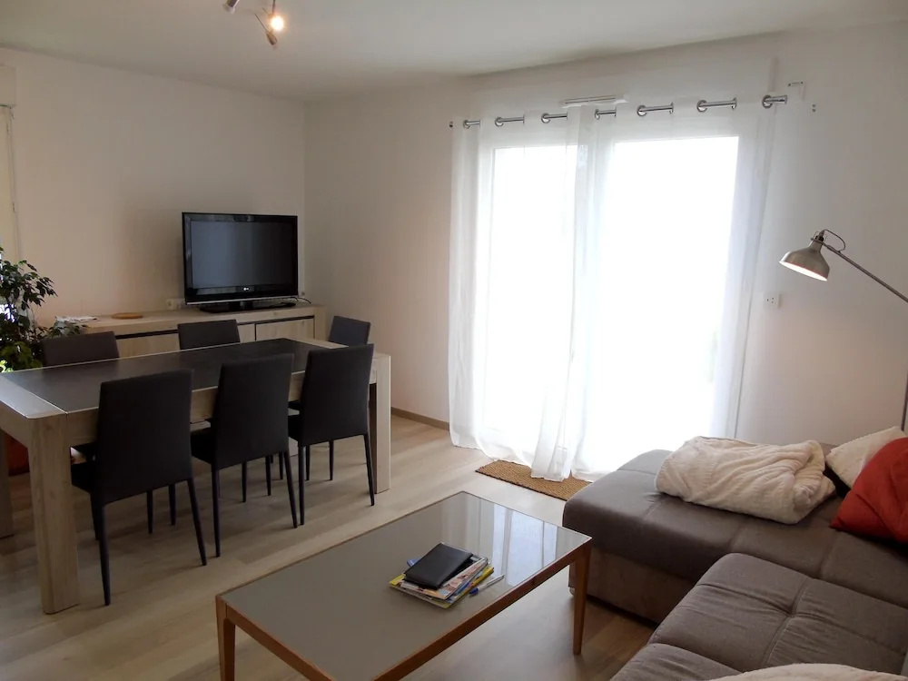 House With 2 Bedrooms in Saint-malo, With Enclosed Garden and Wifi