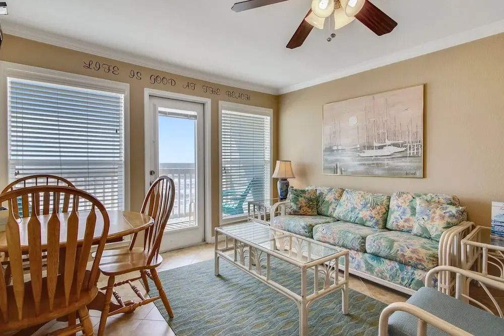 Seascape 1210 1 Bedroom Condo by RedAwning