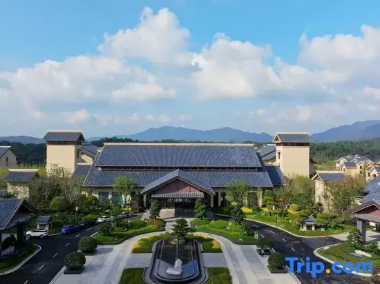 XinYu  Fairy Lake Tianmu Hot Spring Resort Hotel