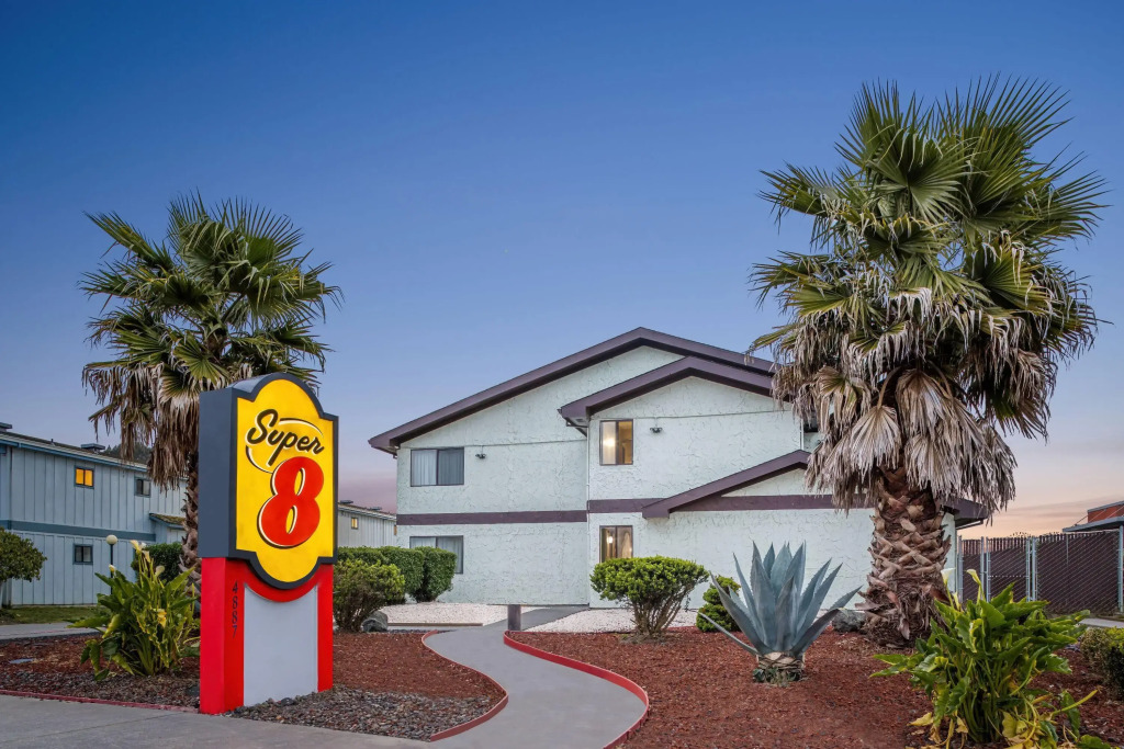Super 8 by Wyndham Arcata