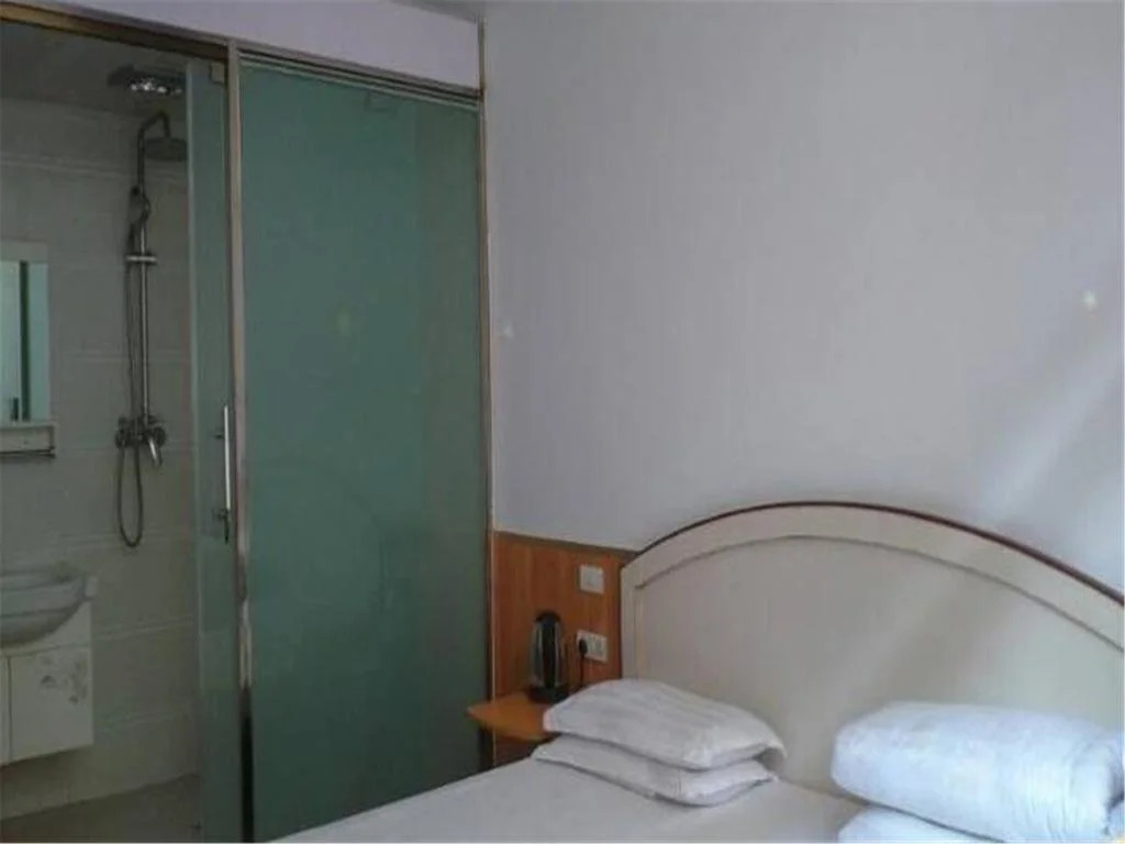 Qingya Inn