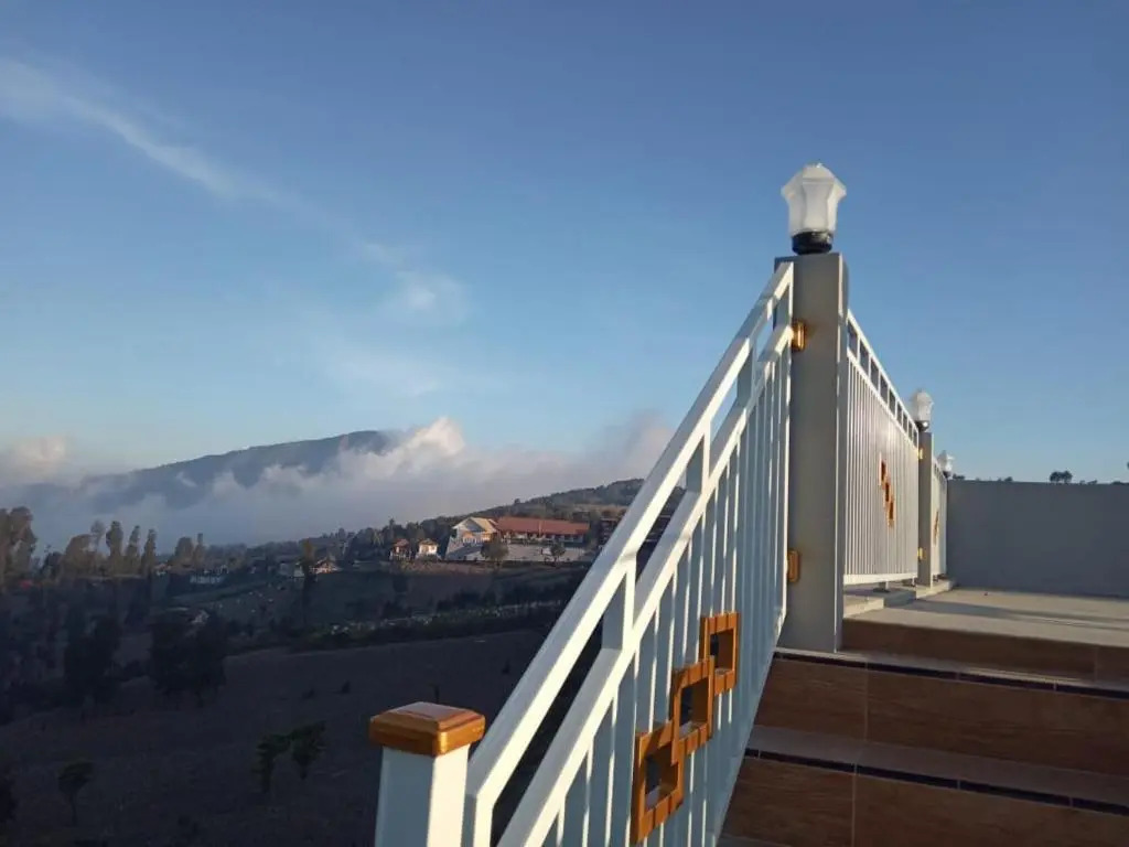 Bromo Otix Guest House