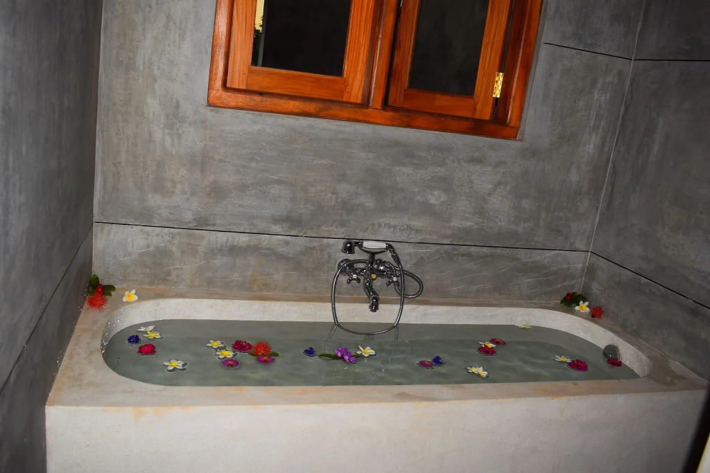 Romaya Villa