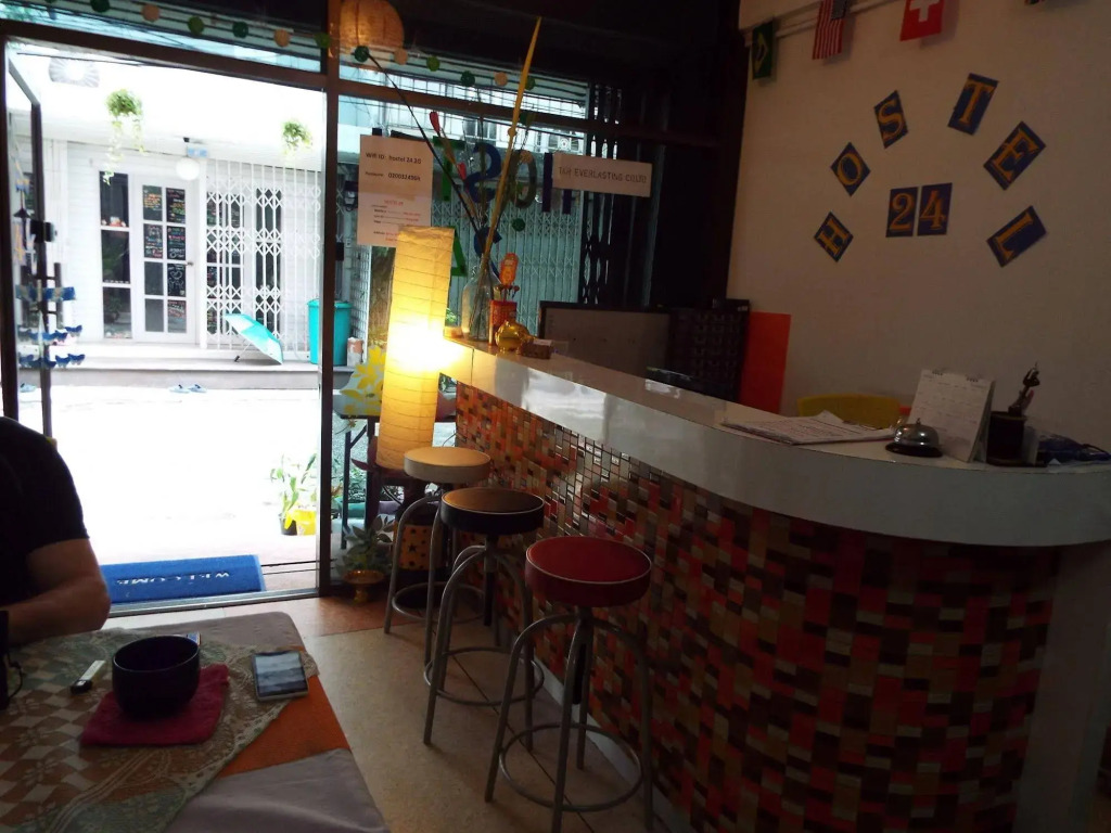Hostel 24