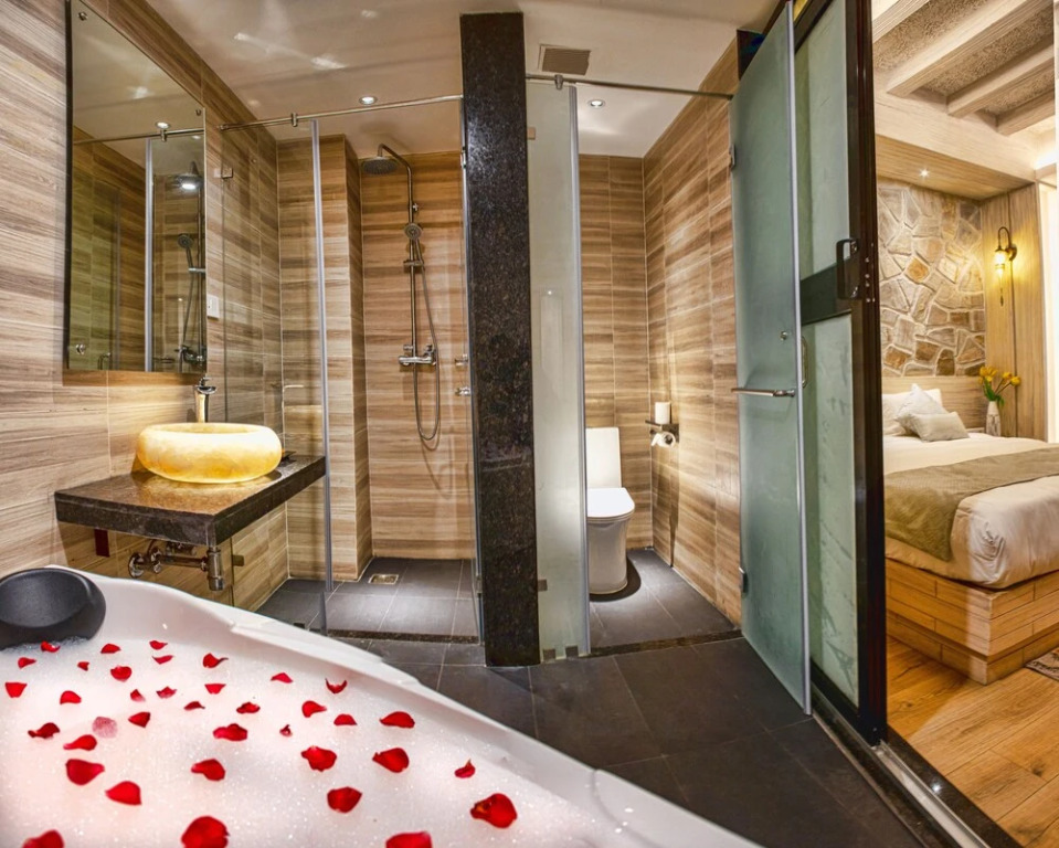 Arushi Boutique Hotel