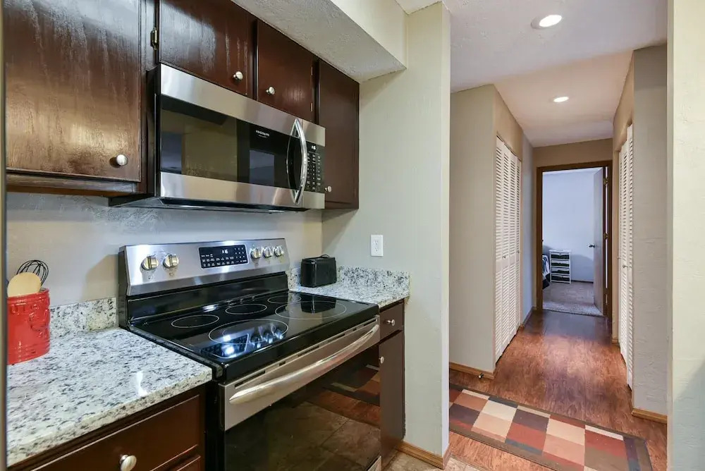 Matchplay - Resort Amenities W/ Indoor Pool - Comfort Meets Style and Fun!
