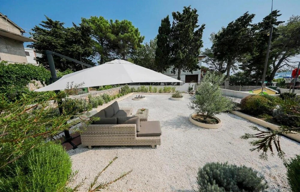 Amazing Home in Ist With 3 Bedrooms and Wifi