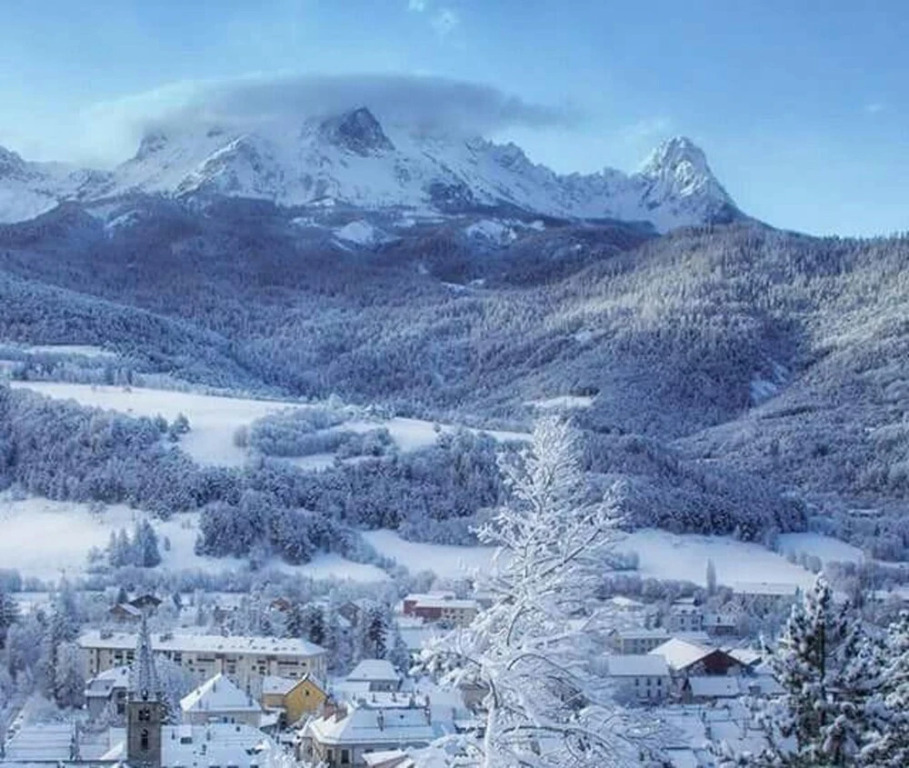 Apartment Avenue Reine des Alpes