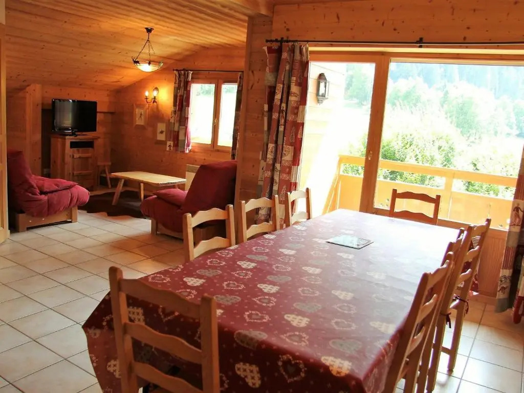 Appartement La Clusaz, 4 pièces, 8 personnes - FR-1-459-10