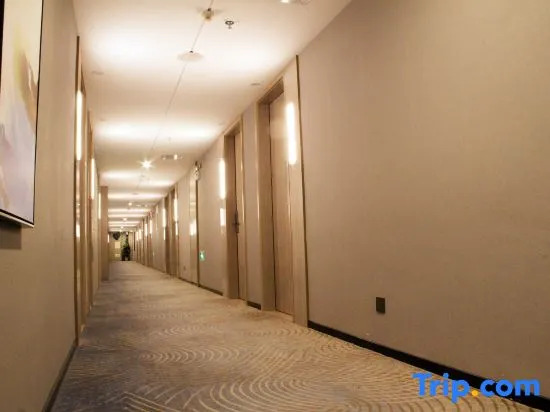 Weihuang Hotel