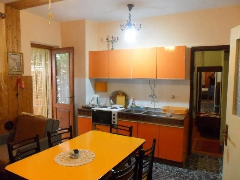 Maca Apartments & Suites with Heated pool near beach 50m