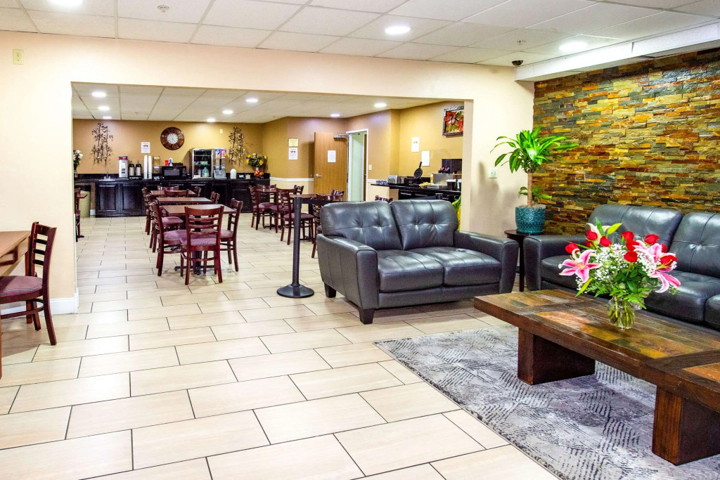 Rodeway Inn Central Colorado Springs