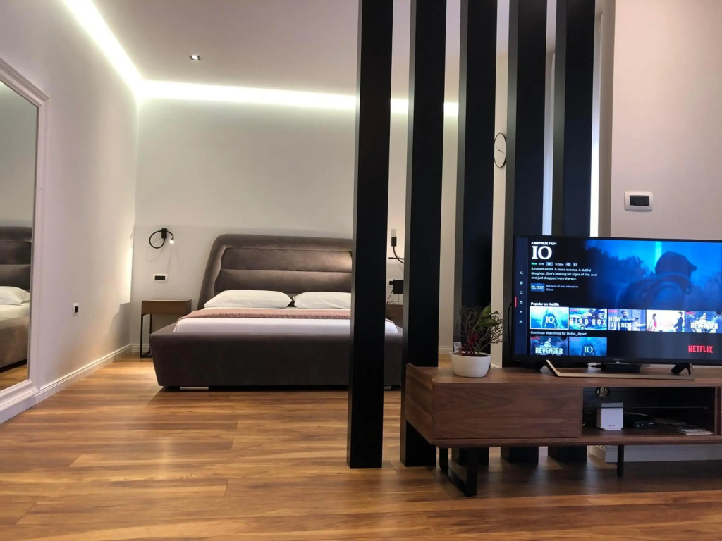 Skanderbeg Square Deluxe 3