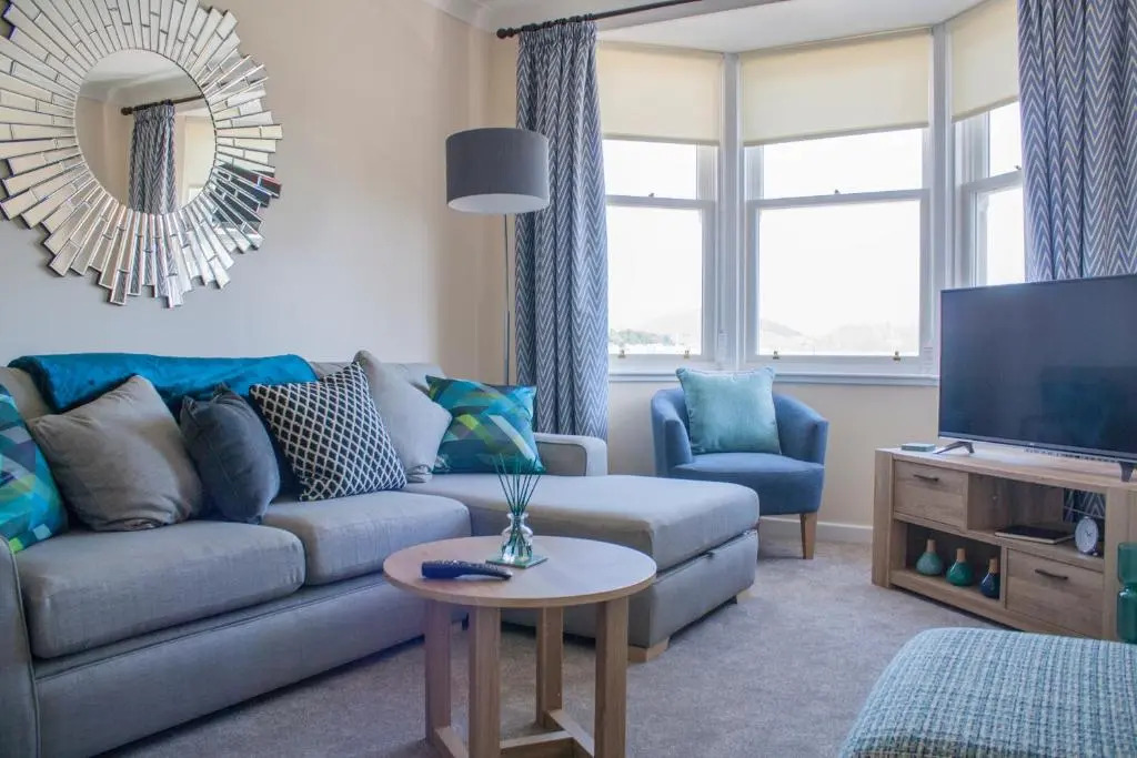 Lexington Apartments, entire apartment, sea view, private parking, wifi