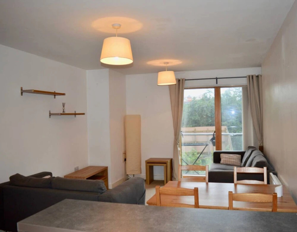 Comfortable 2 Bedroom Apartment in Manchester