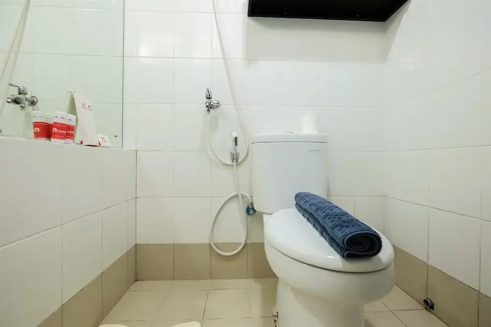 Modern Design 2 Bedrooms at Bassura City Apartment
