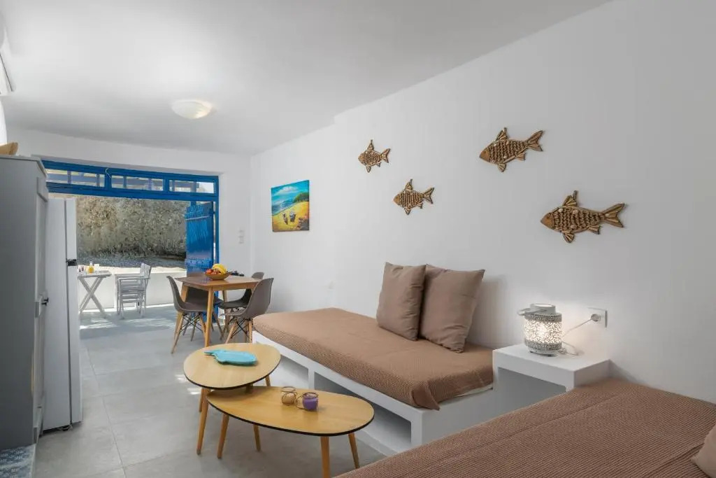 Almera Sea View Boat House