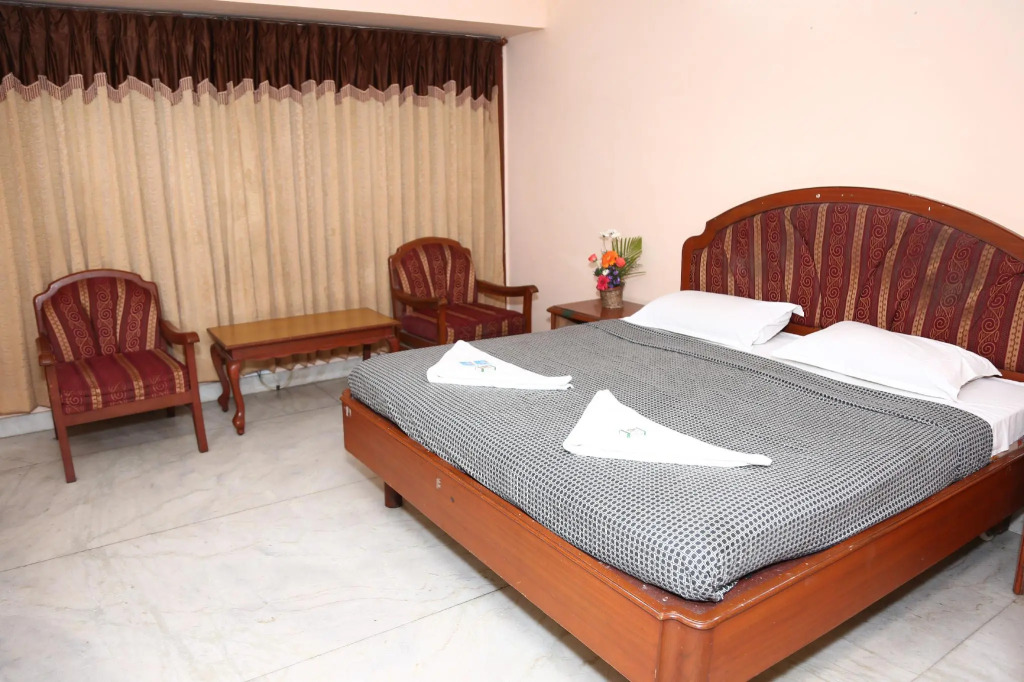 Chitra Lodge