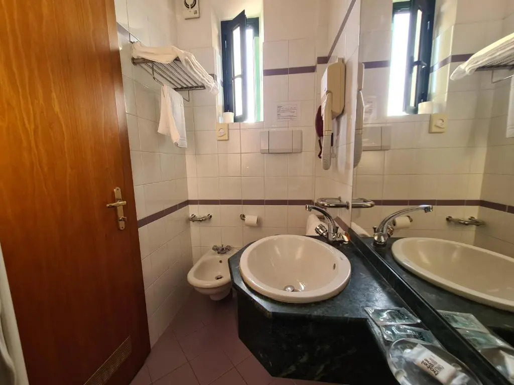 Hotel Sabra